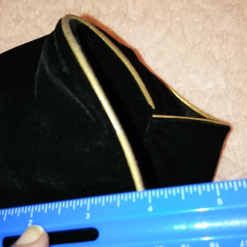 Black Velvet Quilted Bag💖 Metallic Piping - Picture 10 of 10